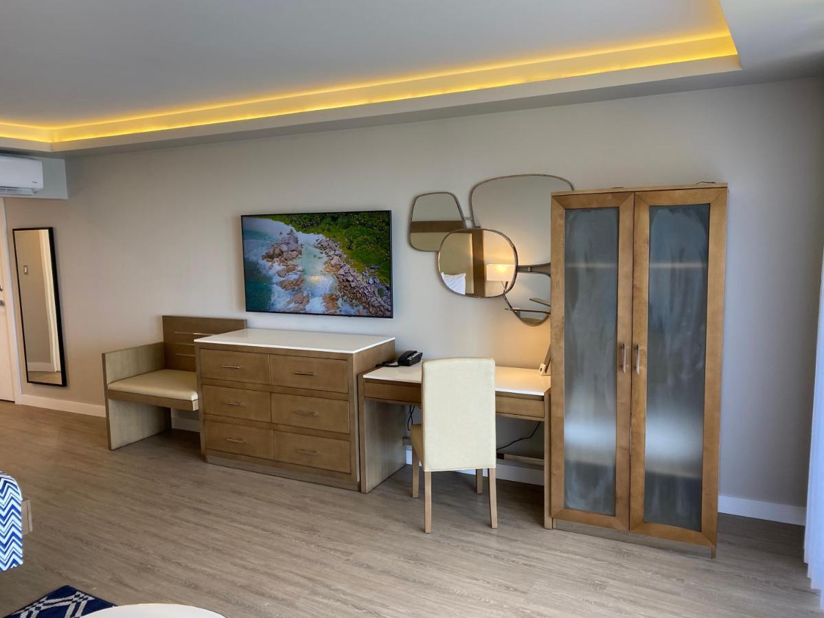Carina Bay Boutique All Inclusive Resort & Casino (Adults Only) Madame Carty 외부 사진
